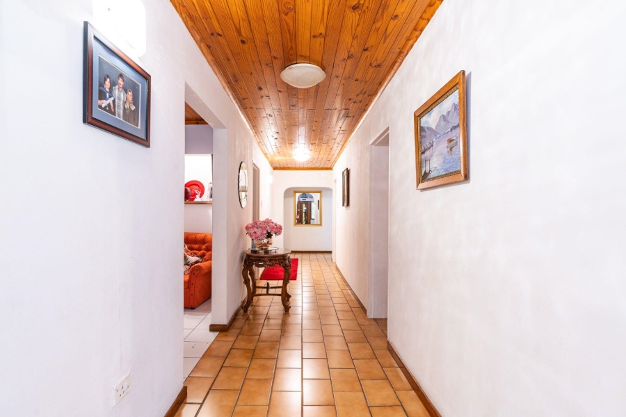 4 Bedroom Property for Sale in Walmer Estate Western Cape